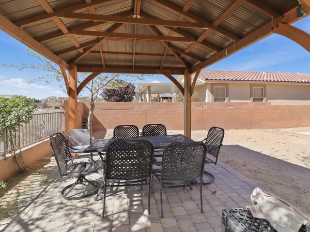 2252 Violeta Circle SE, Rio Rancho, NM 87124