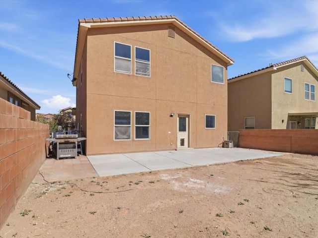 2252 Violeta Circle SE, Rio Rancho, NM 87124