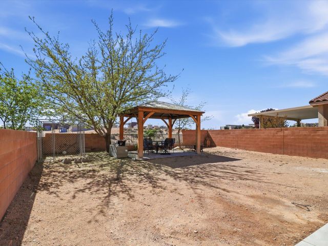 2252 Violeta Circle SE, Rio Rancho, NM 87124