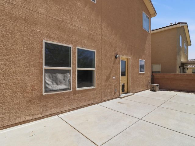 2252 Violeta Circle SE, Rio Rancho, NM 87124