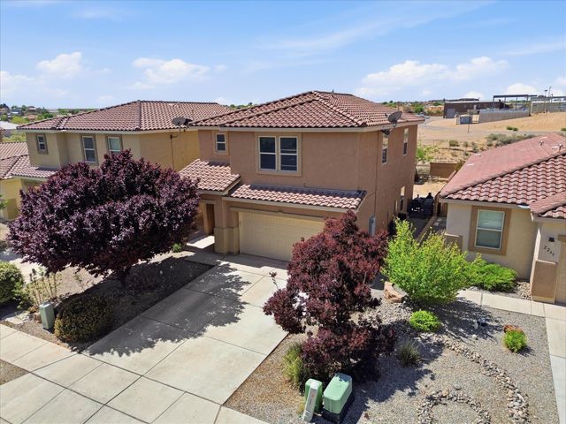 2252 Violeta Circle SE, Rio Rancho, NM 87124