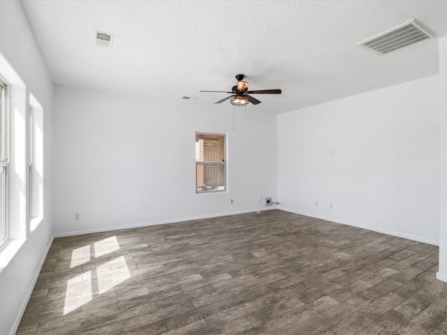 2252 Violeta Circle SE, Rio Rancho, NM 87124