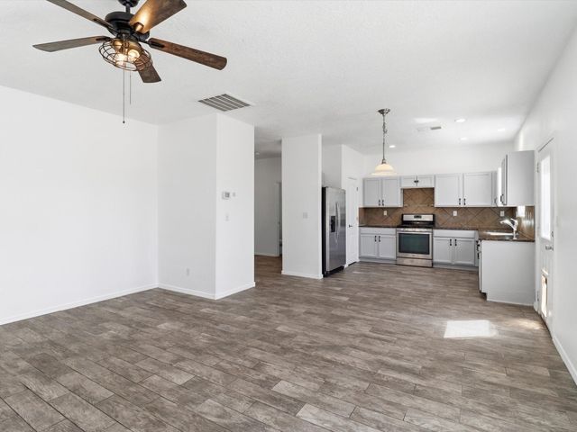 2252 Violeta Circle SE, Rio Rancho, NM 87124
