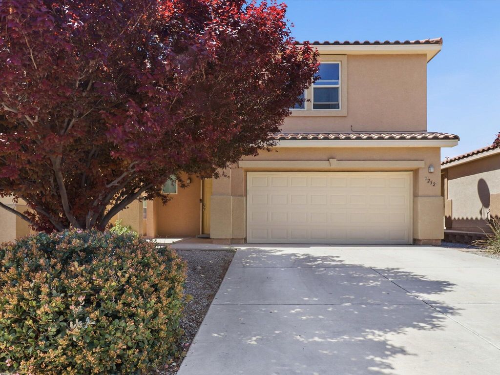 2252 Violeta Circle SE, Rio Rancho, NM 87124