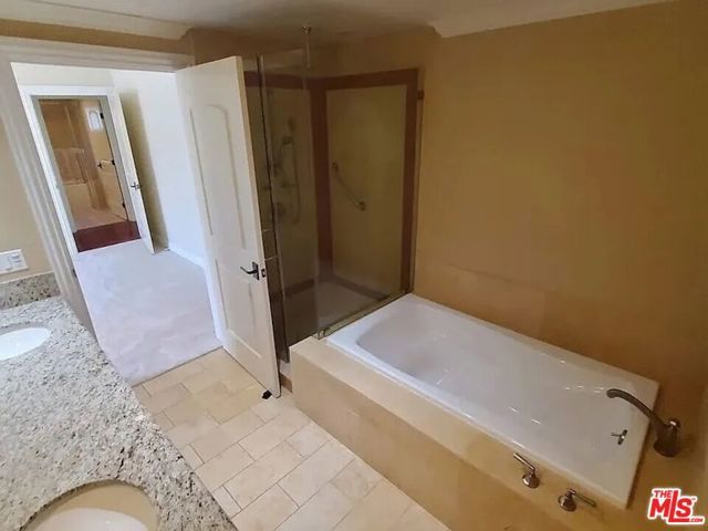 1135 S Shenandoah Street 2A, Los Angeles, CA 90035