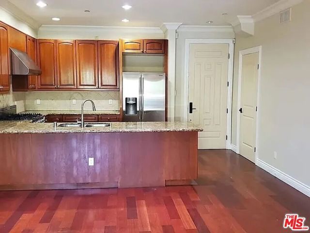 1135 S Shenandoah Street 2A, Los Angeles, CA 90035