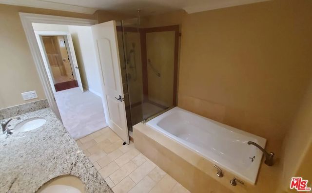 1135 S Shenandoah Street 2A, Los Angeles, CA 90035