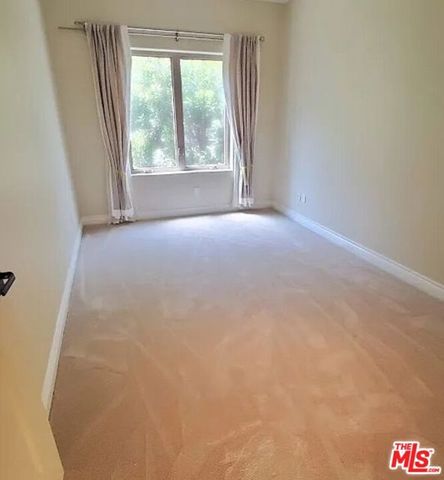 1135 S Shenandoah Street 2A, Los Angeles, CA 90035