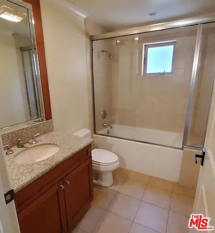 1135 S Shenandoah Street 2A, Los Angeles, CA 90035