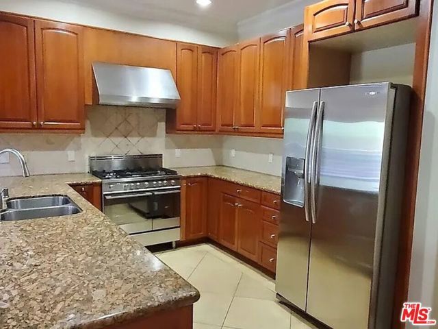 1135 S Shenandoah Street 2A, Los Angeles, CA 90035