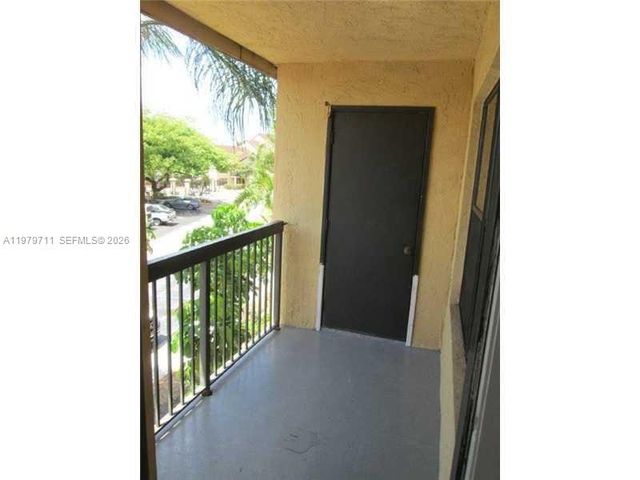 4241 W Mcnab Rd 30, Pompano Beach, FL 33069