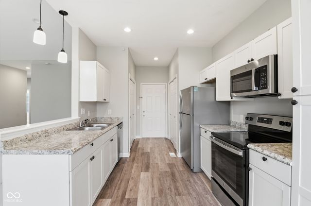 1726 River Shore Parkway, Indianapolis, IN 46208