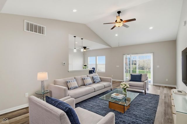 1726 River Shore Parkway, Indianapolis, IN 46208