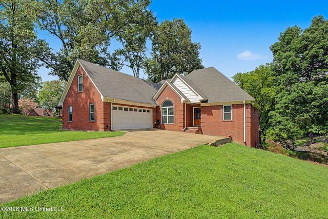 4536 Victoria Drive, Nesbit, MS 38651