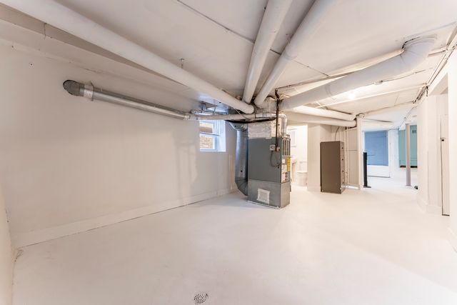 2214 S 61st Court, Cicero, IL 60804