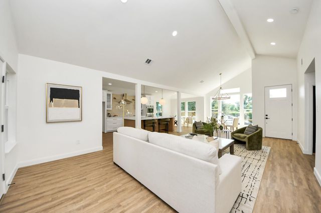 1737 Tabor Street, Houston, TX 77009