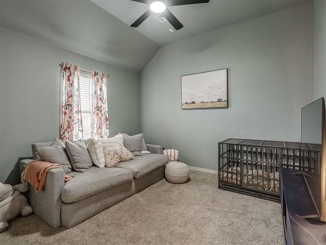 10401 Joseph Way, Yukon, OK 73099