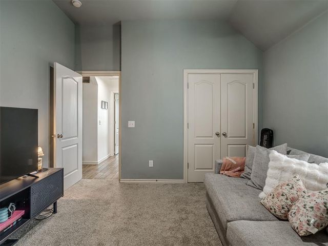 10401 Joseph Way, Yukon, OK 73099