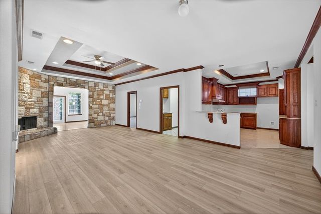 3532 W Jefferson Boulevard, Dallas, TX 75211