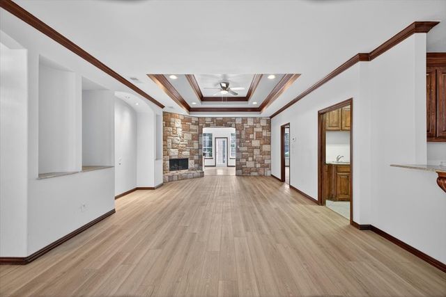 3532 W Jefferson Boulevard, Dallas, TX 75211