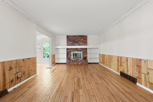 9766 S Westnedge Avenue, Portage, MI 49002