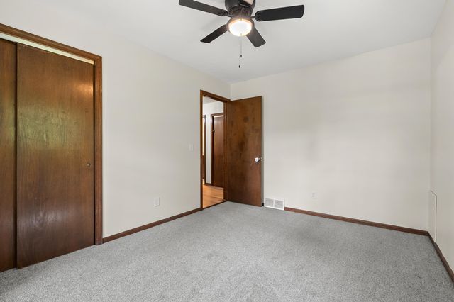 9766 S Westnedge Avenue, Portage, MI 49002