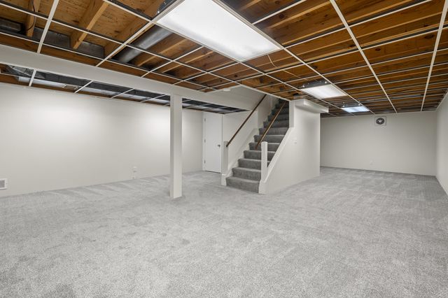 9766 S Westnedge Avenue, Portage, MI 49002