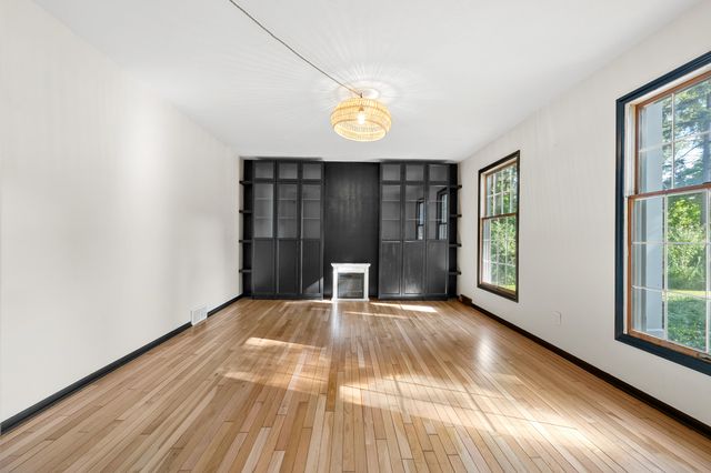 9766 S Westnedge Avenue, Portage, MI 49002