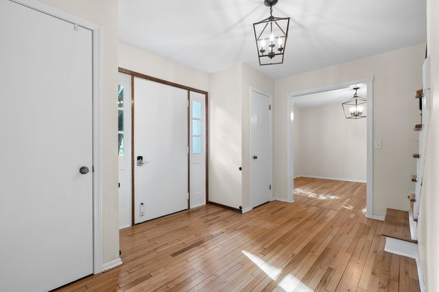 9766 S Westnedge Avenue, Portage, MI 49002