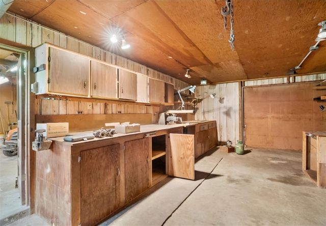 2380 33rd Street, Allegan, MI 49010