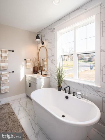 100 DECLAN #MAGNOLIA, Kennett Square, PA 19348