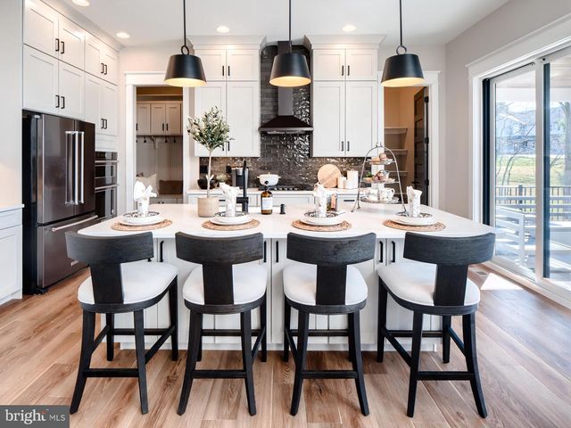 100 DECLAN #MAGNOLIA, Kennett Square, PA 19348