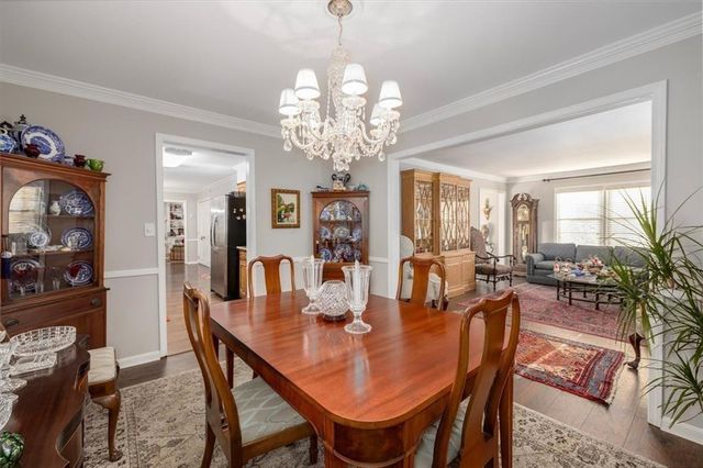 2206 Deer Ridge Drive, Smoke Rise, GA 30087