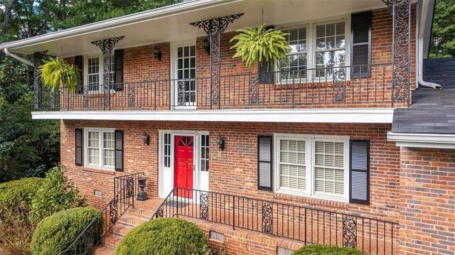 2206 Deer Ridge Drive, Smoke Rise, GA 30087