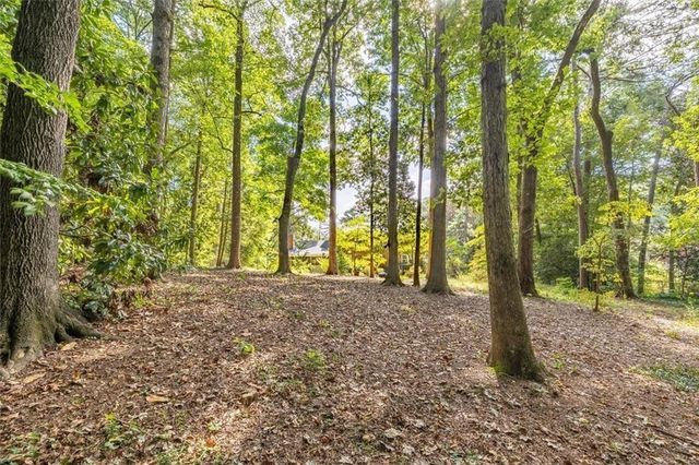 2206 Deer Ridge Drive, Smoke Rise, GA 30087
