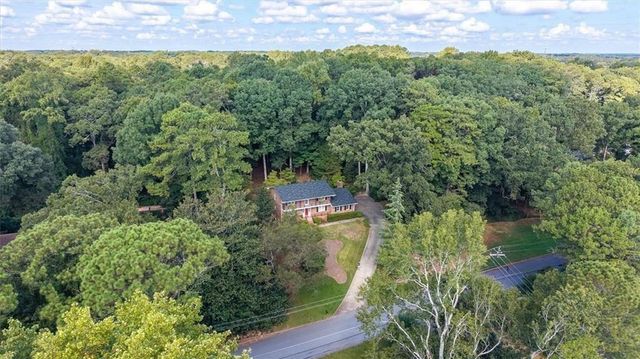2206 Deer Ridge Drive, Smoke Rise, GA 30087