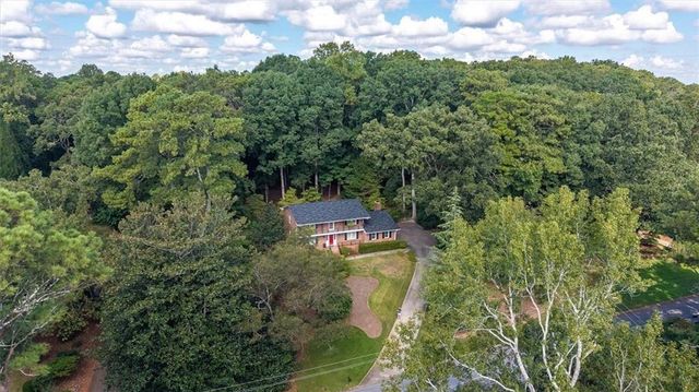 2206 Deer Ridge Drive, Smoke Rise, GA 30087