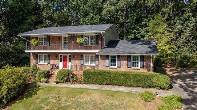 2206 Deer Ridge Drive, Smoke Rise, GA 30087