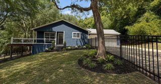 445 Loop Drive, Livingston, TX 77351