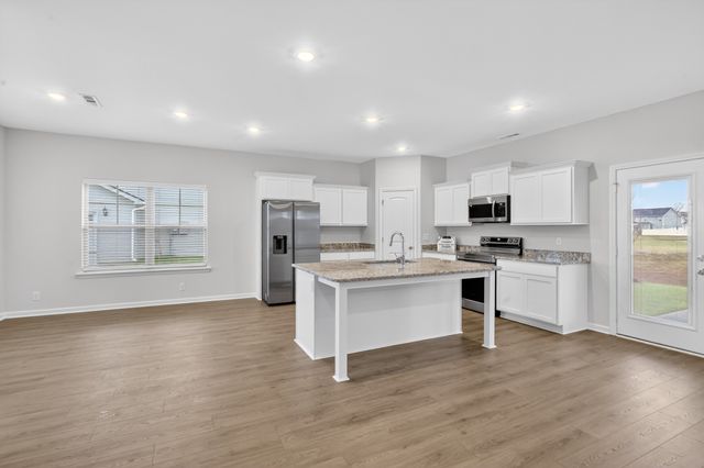 353 Neartop Ln, Murfreesboro, TN 37128