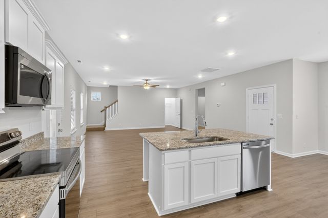 353 Neartop Ln, Murfreesboro, TN 37128