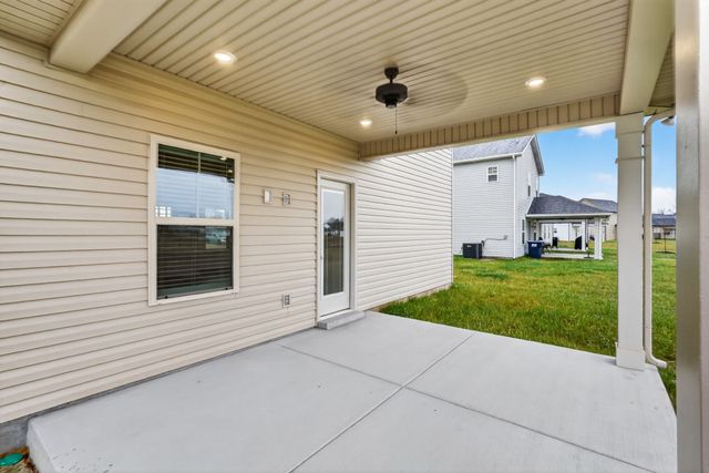 353 Neartop Ln, Murfreesboro, TN 37128