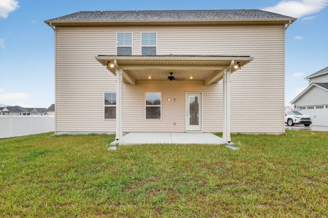 353 Neartop Ln, Murfreesboro, TN 37128