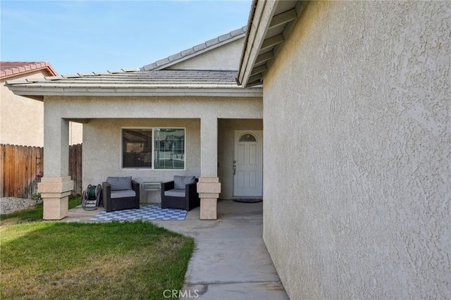 16657 Country Ranch Court, Victorville, CA 92395