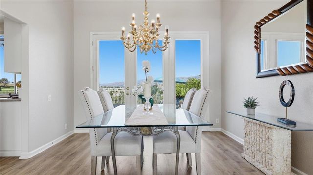 5000 Birkdale Way, San Jose, CA 95138