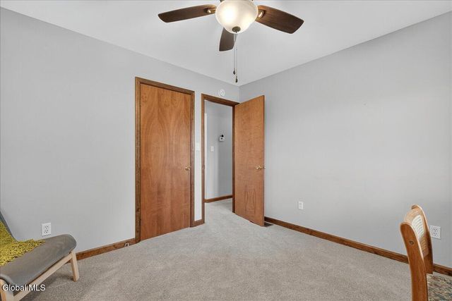 321 Middletown Road, Halfmoon, NY 12188