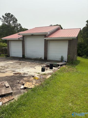 1685 Appalachian Highway, Hokes Bluff, AL 35903