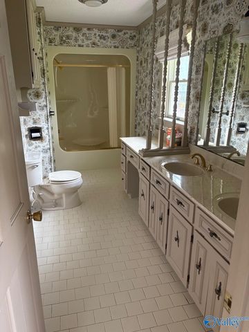 1685 Appalachian Highway, Hokes Bluff, AL 35903