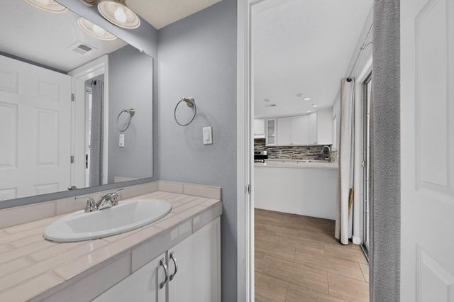 5008 Serena Circle NE, Albuquerque, NM 87111