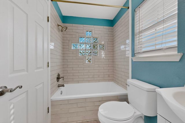 5008 Serena Circle NE, Albuquerque, NM 87111